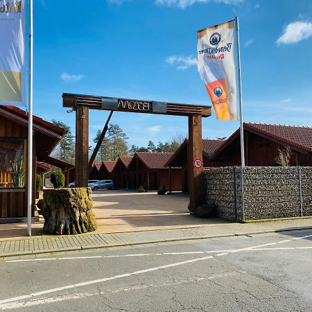 Roadcamp - American Motel & Sportsbar 马尔 外观 照片